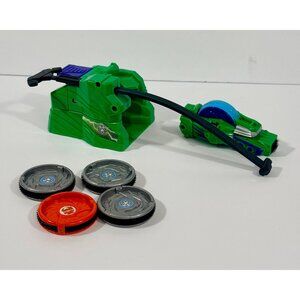 Beywarriors Beyraiderz Beyblade BehicleLauncher Discs / Tokens Battle Set